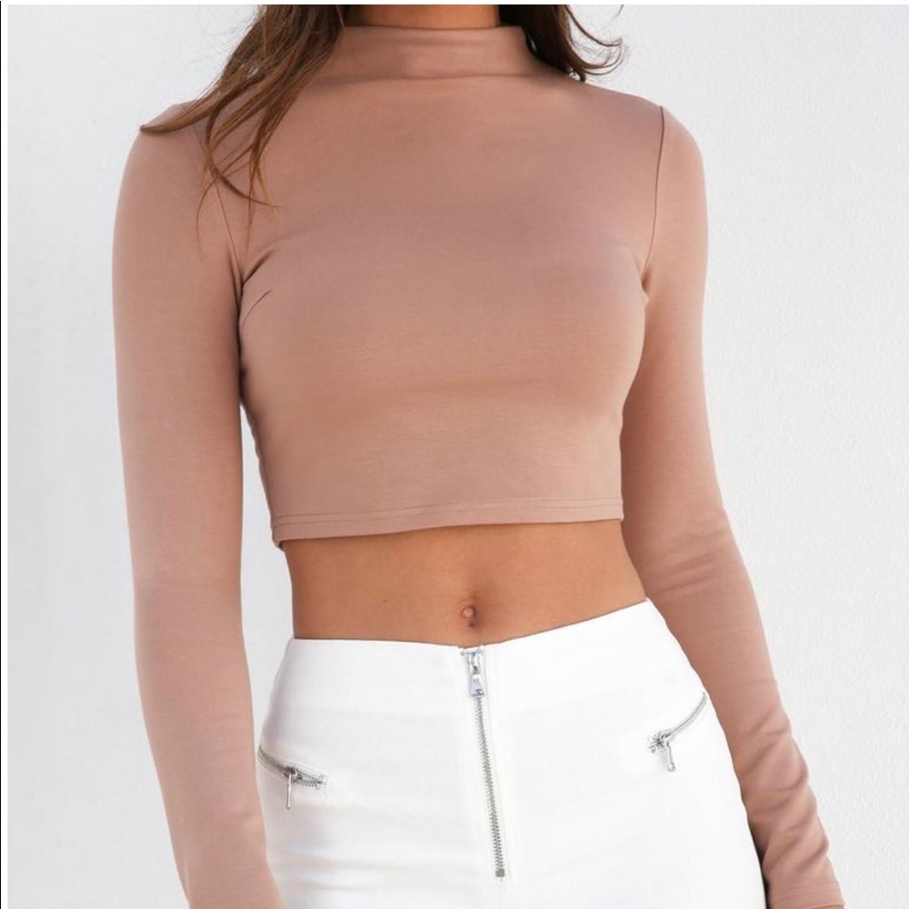 NWOT Tiger Mist Crop Top